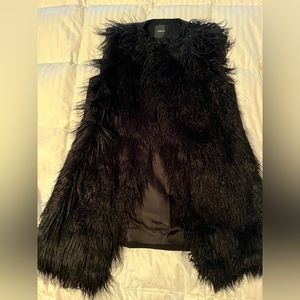 Theory Black Shearling Vest Size Small